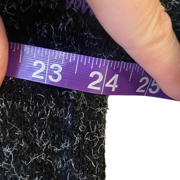 Vintage GFC New York 80’s Black & Purple Geometric Sweater - Picture 10 of 15